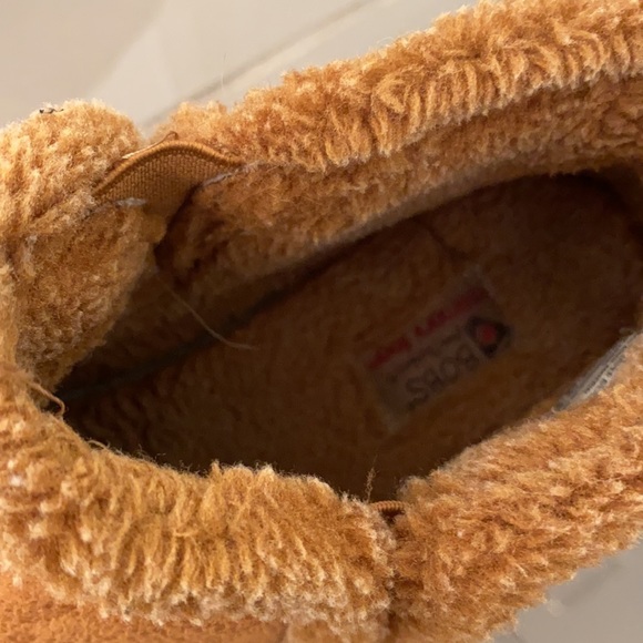 Tan comfy Sherpa lined booties - Picture 4 of 5